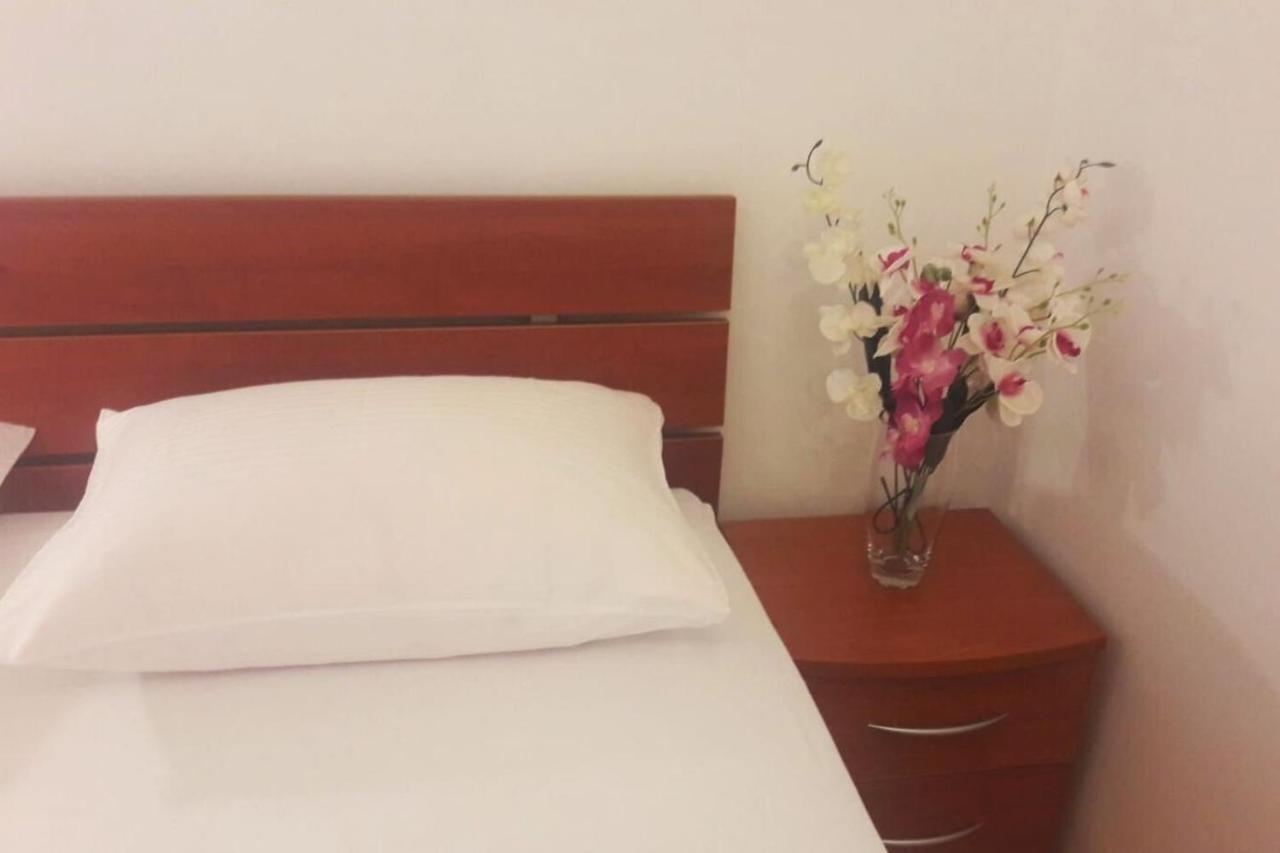 Apartment Jela Selce Exterior foto