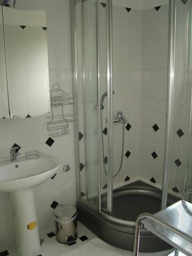 Apartment Jela Selce Exterior foto