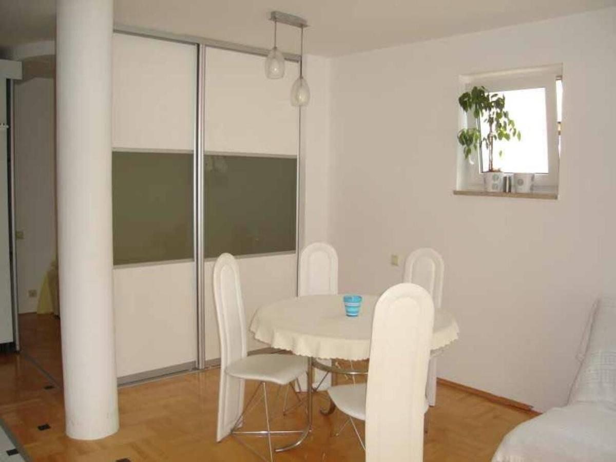 Apartment Jela Selce Exterior foto